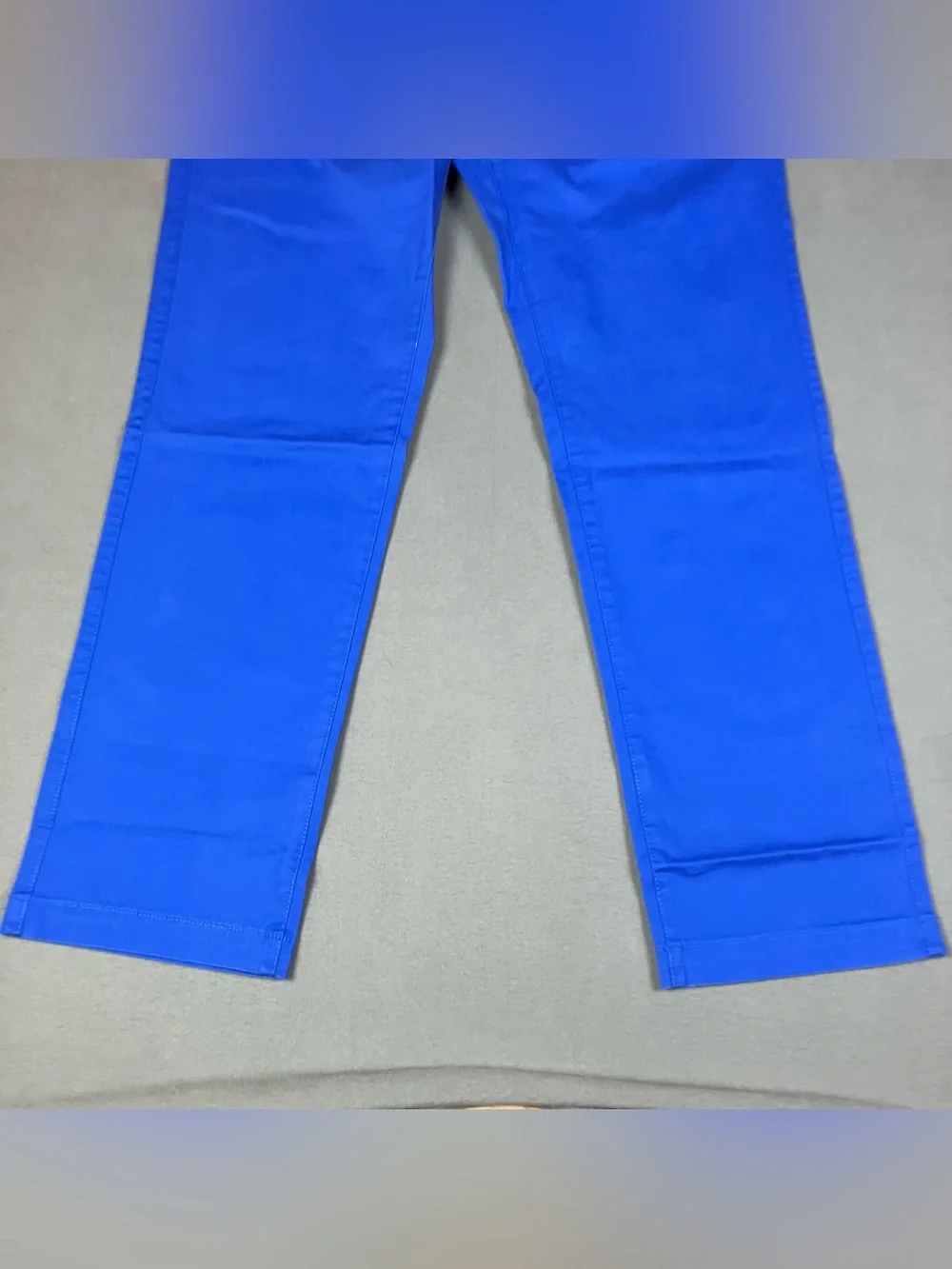 Cutter & Buck Men's Size 32x30 Voyager Blue Chino Golf Pants NWT! New with tags,